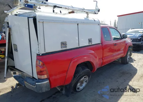 2006 Toyota Tacoma Base V6 из США, поврежденный, VIN 5TEUU42N86Z246146
